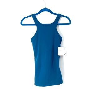 Beyond Yoga Lock & Keyhole tank NWT size M